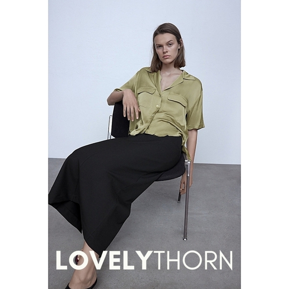 ZARA // satin effect button down short sleeve relaxed pocket top - Picture 8 of 9